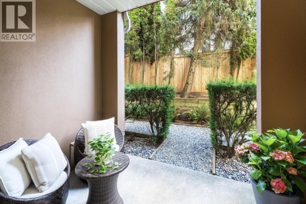 206 678 W Queens Road, North Vancouver, BC V7N2L3 Photo 4