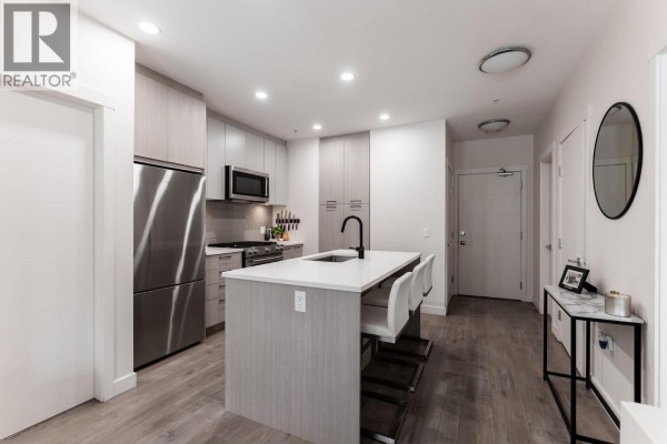 206 707 Como Lake Avenue, Coquitlam, BC V3J0J5 Photo 5