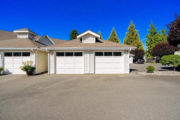 206 9109 154 Street, Surrey, BC V3R9G8 Photo 3