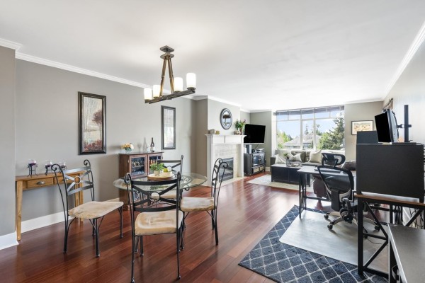 206 9763 140 Street, Surrey, BC V3T4M4 Photo 4