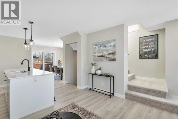 2pc Bathroom - 206 Cambridge Way, Sylvan Lake, AB T4S0X7 Photo 4