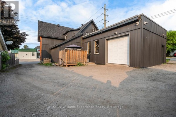 206 Fourth Street, Midland, ON L4R3T4 Photo 5