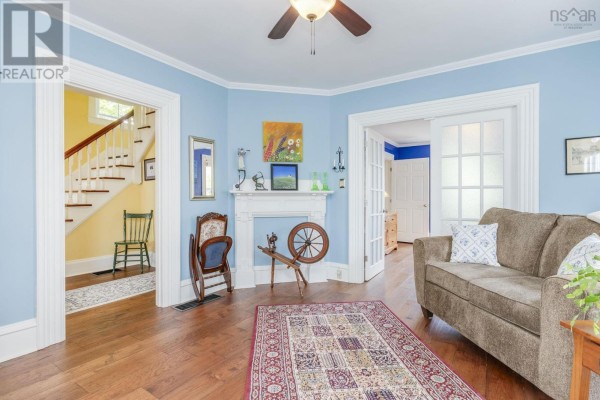 Primary Bedroom - 206 Fox Street, Lunenburg, NS B0J2C0 Photo 5