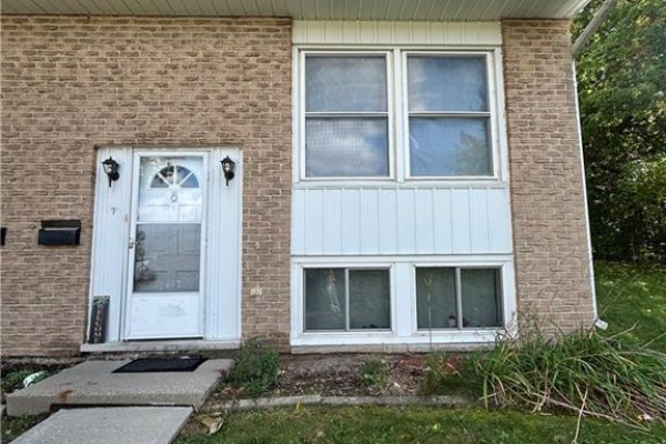 206 Green Valley Drive Unit# 7, Kitchener