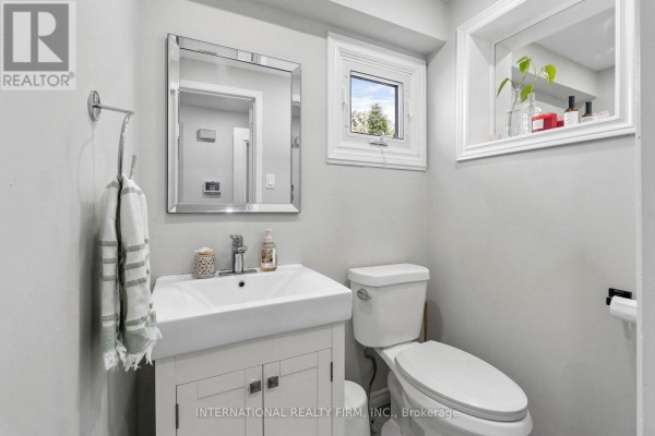 Primary Bedroom - 206 Hickling Trail, Barrie, ON L4M5W4 Photo 4