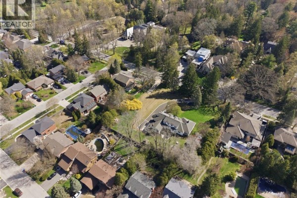 206 Lovers Lane, Ancaster, ON, photo 2