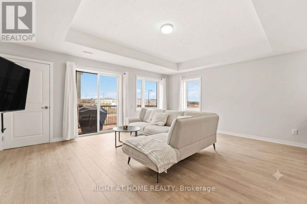 206 Parnian Private, Ottawa, ON K2J6H3 Photo 3