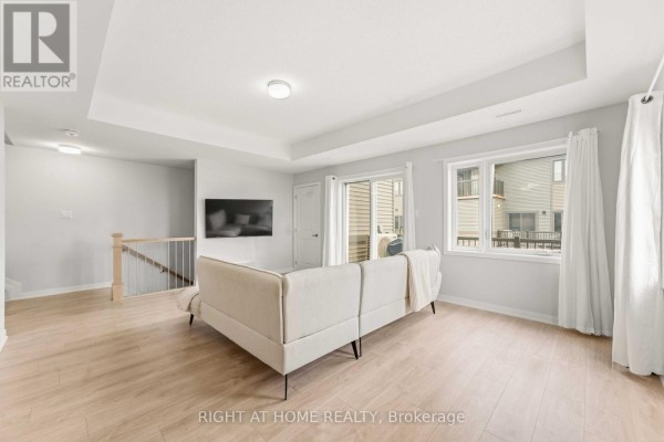 206 Parnian Private, Ottawa, ON K2J6H3 Photo 4