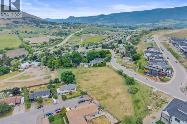 206 Sarsons Road, Vernon, BC V1B2M4 Photo 5