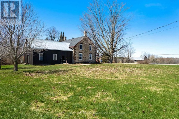 2061 Christie Lake Road, Tay Valley, ON, photo 2