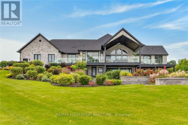 Family room - 2064 River Road, Haldimand, ON N0A1E0 Photo 4
