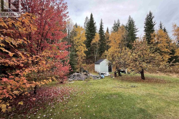Mud room - 2064 West Fraser Road, Quesnel, BC V2J6J7 Photo 5