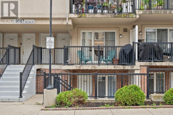2066 - 3047 Finch Avenue W, Toronto, ON, photo 2