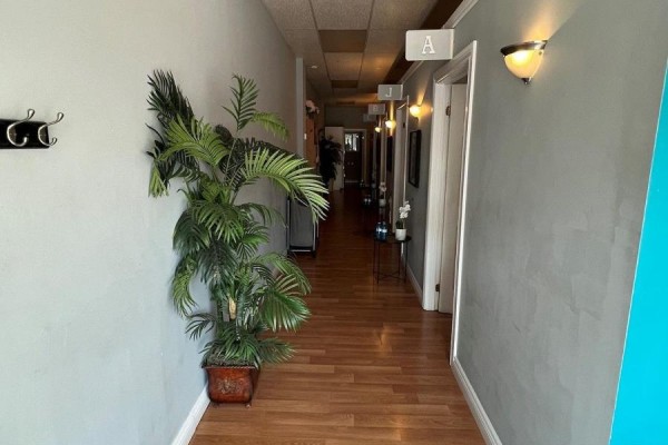 2066 Liverpool Road, Pickering, ON L1X1E2 Photo 3