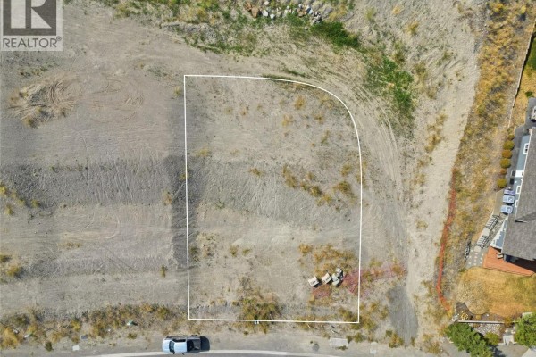2067 Hugh Allan Drive, Kamloops, BC  Photo 4