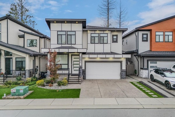 20671 76b Avenue, Langley