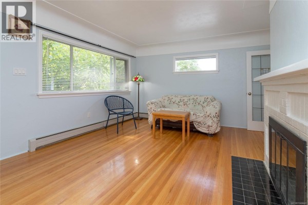 Bedroom - 2068 Milton St, Oak Bay, BC V8R5A4 Photo 5