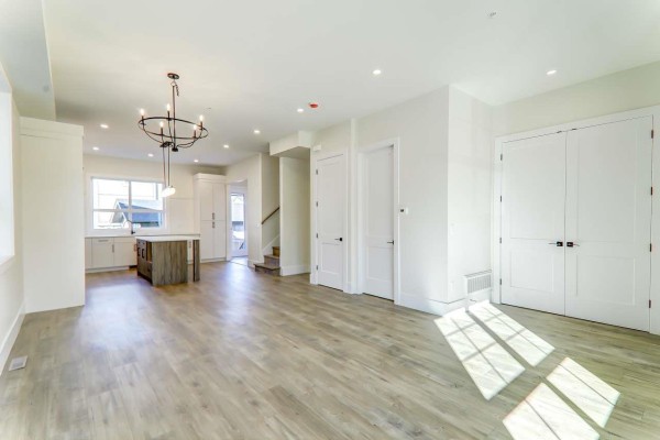 20687 76 Avenue, Langley, BC V3V1V5 Photo 3