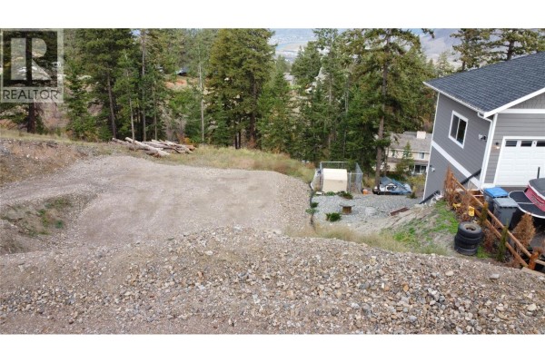 2069 High Schylea Drive, Kamloops, BC, photo 2
