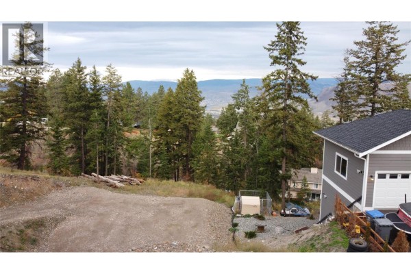 2069 High Schylea Drive, Kamloops, BC, photo 3
