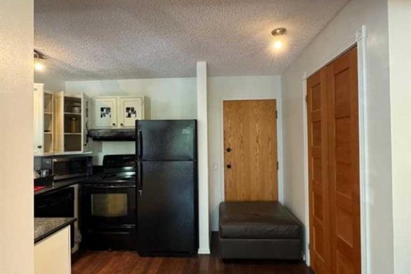 Bedroom - 207, 1605 16 Avenue Sw, Calgary, AB T3C1A2 Photo 4
