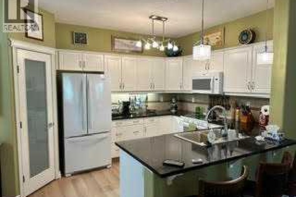 Dining room - 207, 6 Michener Boulevard, Red Deer, AB T4P0K5 Photo 2