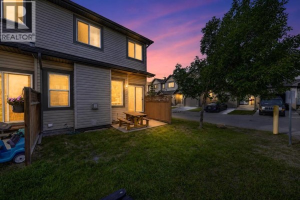 207, 620 Luxstone Landing Sw, Airdrie, AB, photo 2