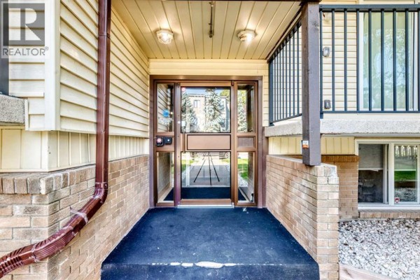 4pc Bathroom - 207, 635 56 Avenue Sw, Calgary, AB T2V0G9 Photo 4