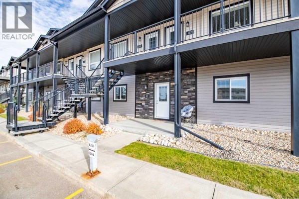 Living room - 207, 81 Willow, Blackfalds, AB T4M0J3 Photo 3