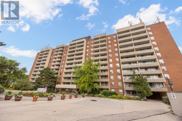 207 - 1 Four Winds Drive, Toronto, ON, photo 3