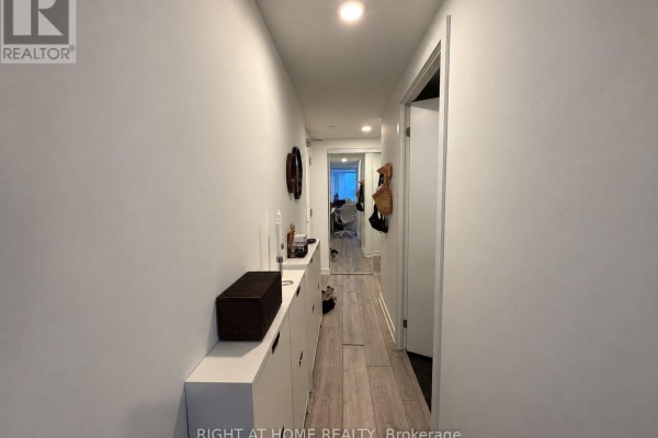 207 - 1100 Sheppard Avenue W, Toronto, ON M3J0H1 Photo 5