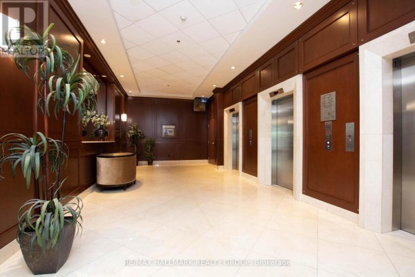 Laundry room - 207 - 200 Rideau Street, Ottawa, ON K1N5Y1 Photo 4