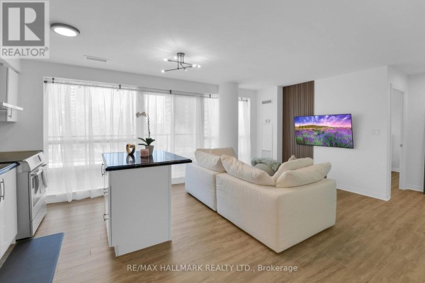 Kitchen - 207 - 2015 Sheppard Avenue E, Toronto, ON M2J0B3 Photo 5