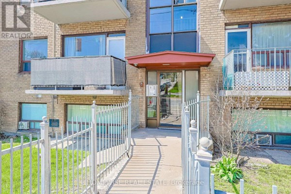 207 - 2204 Dufferin Street, Toronto, ON M6E3R8 Photo 2