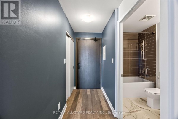 207 - 2799 Kingston Road, Toronto, ON M1M1N1 Photo 5