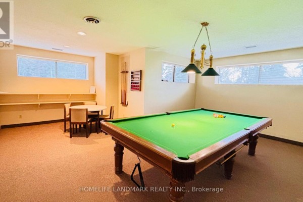 207 - 300 Keats Way, Waterloo, ON N2L6E6 Photo 4