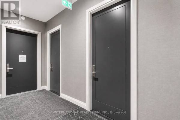 207 - 33 Frederick Todd Way W, Toronto, ON, photo 3
