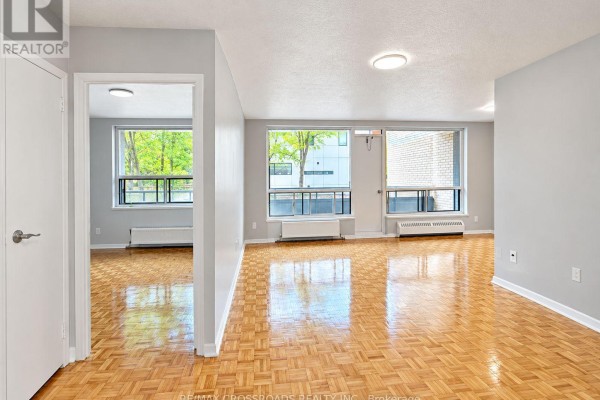 Dining room - 207 - 363 Lakeshore Road E, Mississauga, ON L5G1H7 Photo 2