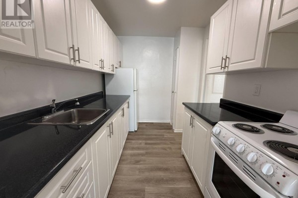 207 - 363 Lakeshore Road E, Mississauga, ON L5G1H7 Photo 5
