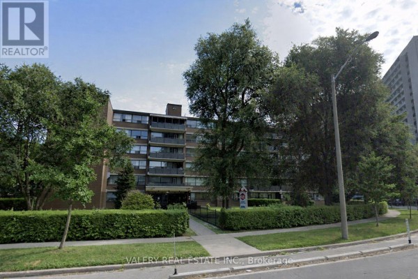 207 - 42 Thorncliffe Park Drive, Toronto