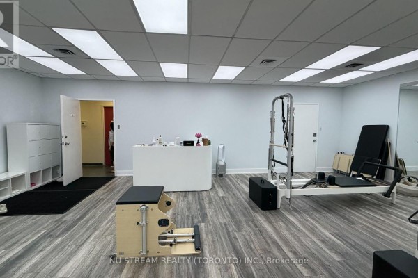 207 - 5635 Yonge Street, Toronto, ON M2M3S9 Photo 3