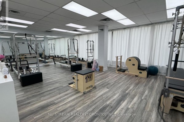 207 - 5635 Yonge Street, Toronto, ON M2M3S9 Photo 5