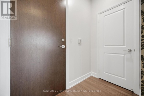 Dining room - 207 - 6 Eva Road, Toronto, ON M9C0B1 Photo 3