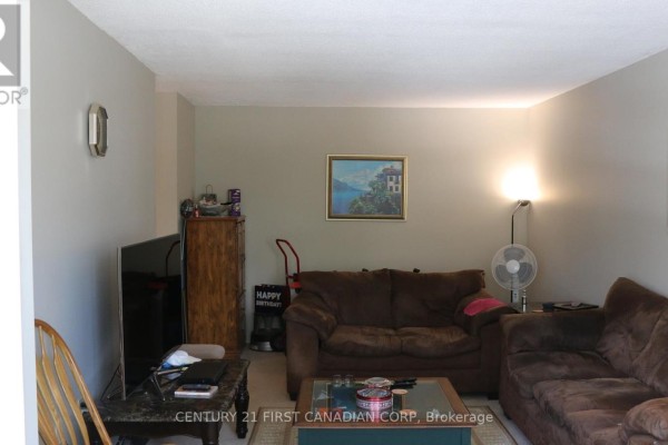 207 - 600 Grenfell Drive, London North, ON N5X2R8 Photo 5