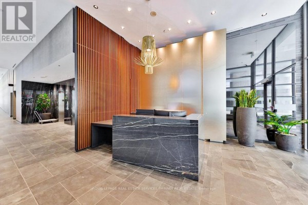 Living room - 207 - 650 King Street W, Toronto, ON M5V0H6 Photo 2