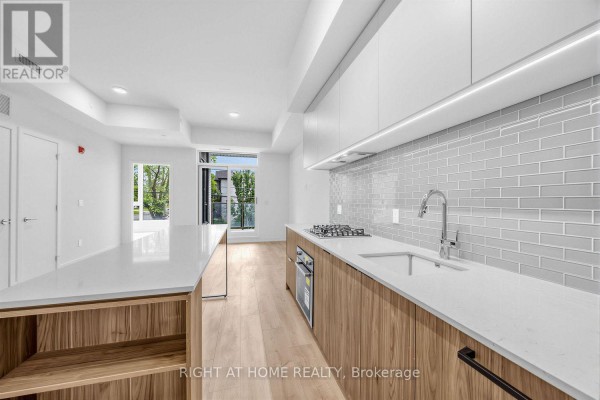 207 - 722 Marlee Avenue, Toronto, ON M6B3J7 Photo 4