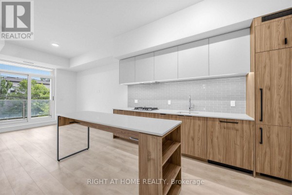 207 - 722 Marlee Avenue, Toronto, ON M6B3J7 Photo 5