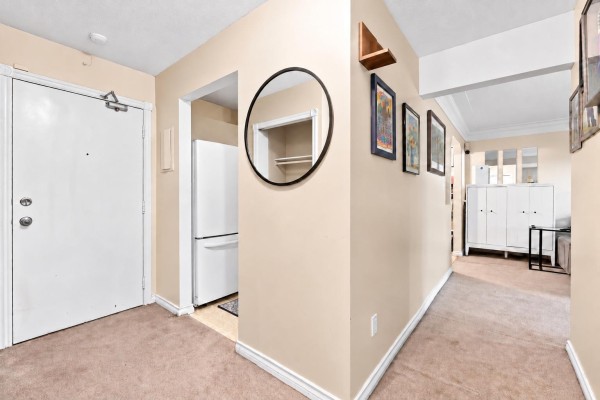 207 10438 148 Street, Surrey, BC V3R8S9 Photo 3