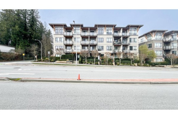 207 10455 154 Street, Surrey, BC, photo 3