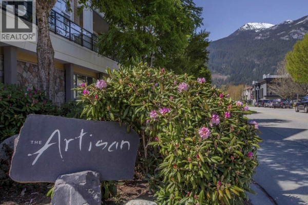 207 1336 Main Street, Squamish, BC V8B0R2 Photo 4